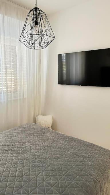 Metković New Modern Accommodation In City מראה חיצוני תמונה